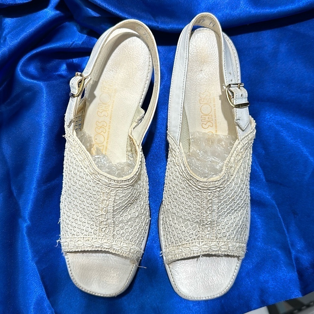 Vintage from 1974 Red Cross Brand White Peep Toe Heals Size 7.5  Wedding Day ‘74